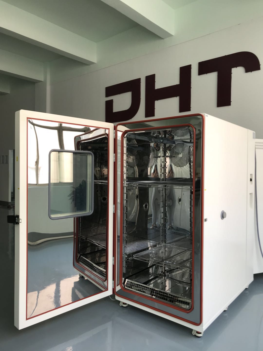 换气老化试验箱